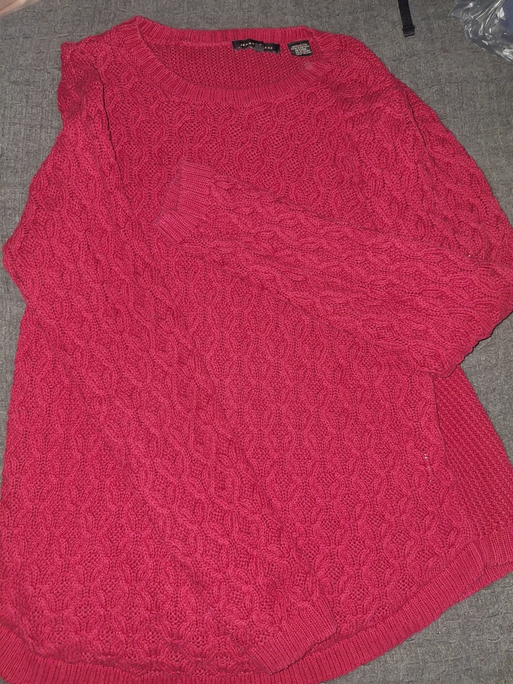 JEANNE PIERRE Cable Knit Crewneck Sweater - Bright Pink
